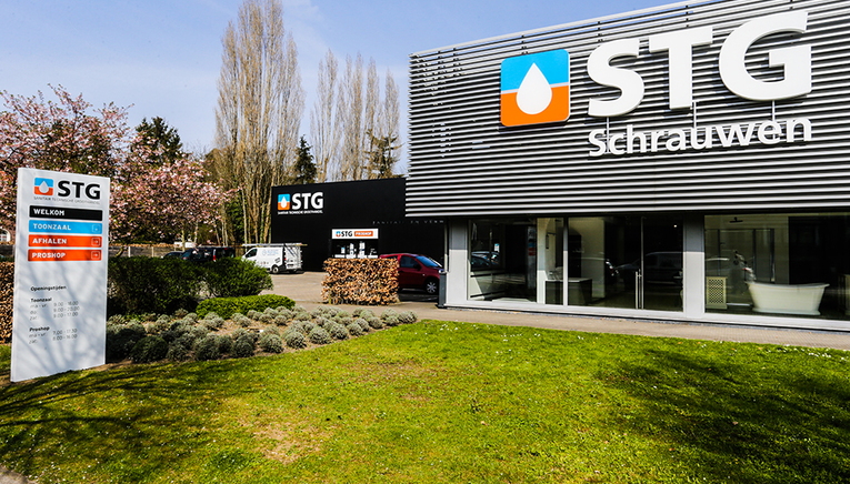 STG Brasschaat toonzaal badkamers