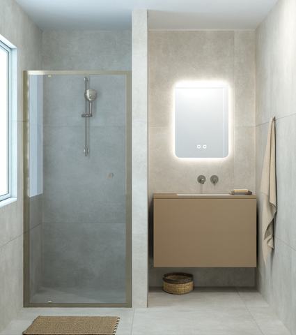 Lichte badkamer met beige wastafelmeubel, glaswanddouche en natuursteenlook tegels